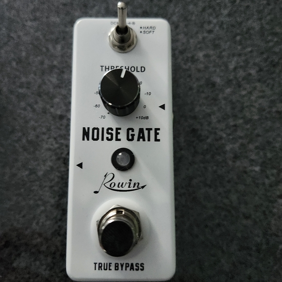 Effects box - Picture 2 of 3